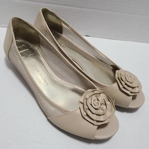 Etienne Aigner leather nude open toe sz 6M shoes